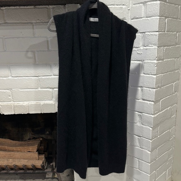 Majestic Filature Sweaters - MAJESTIC FILATURE DELUXE TRICOT Black Sleeveless Cardigan